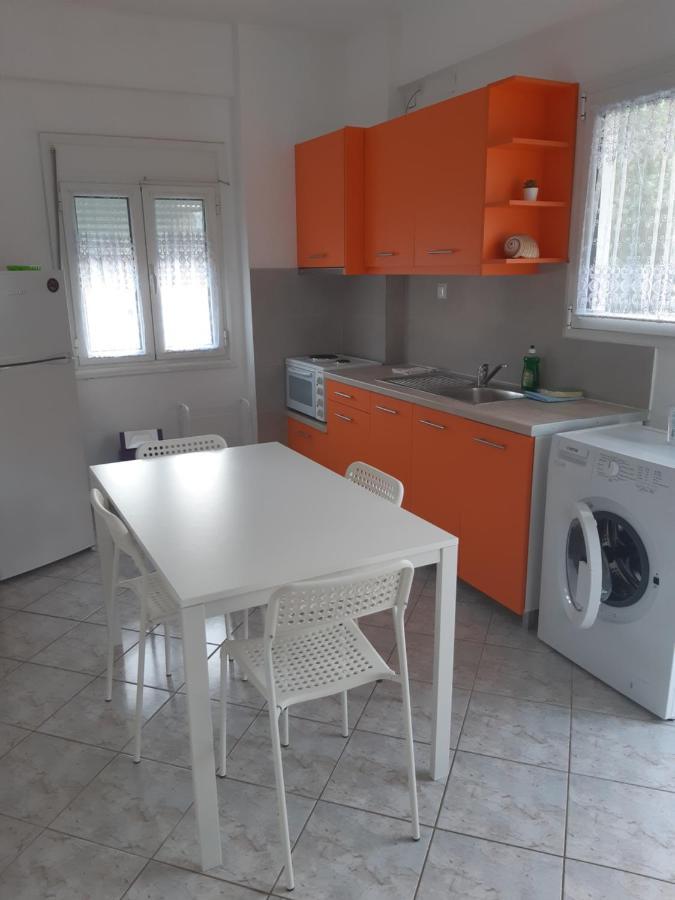 Falopa Apartments Parga Exterior photo